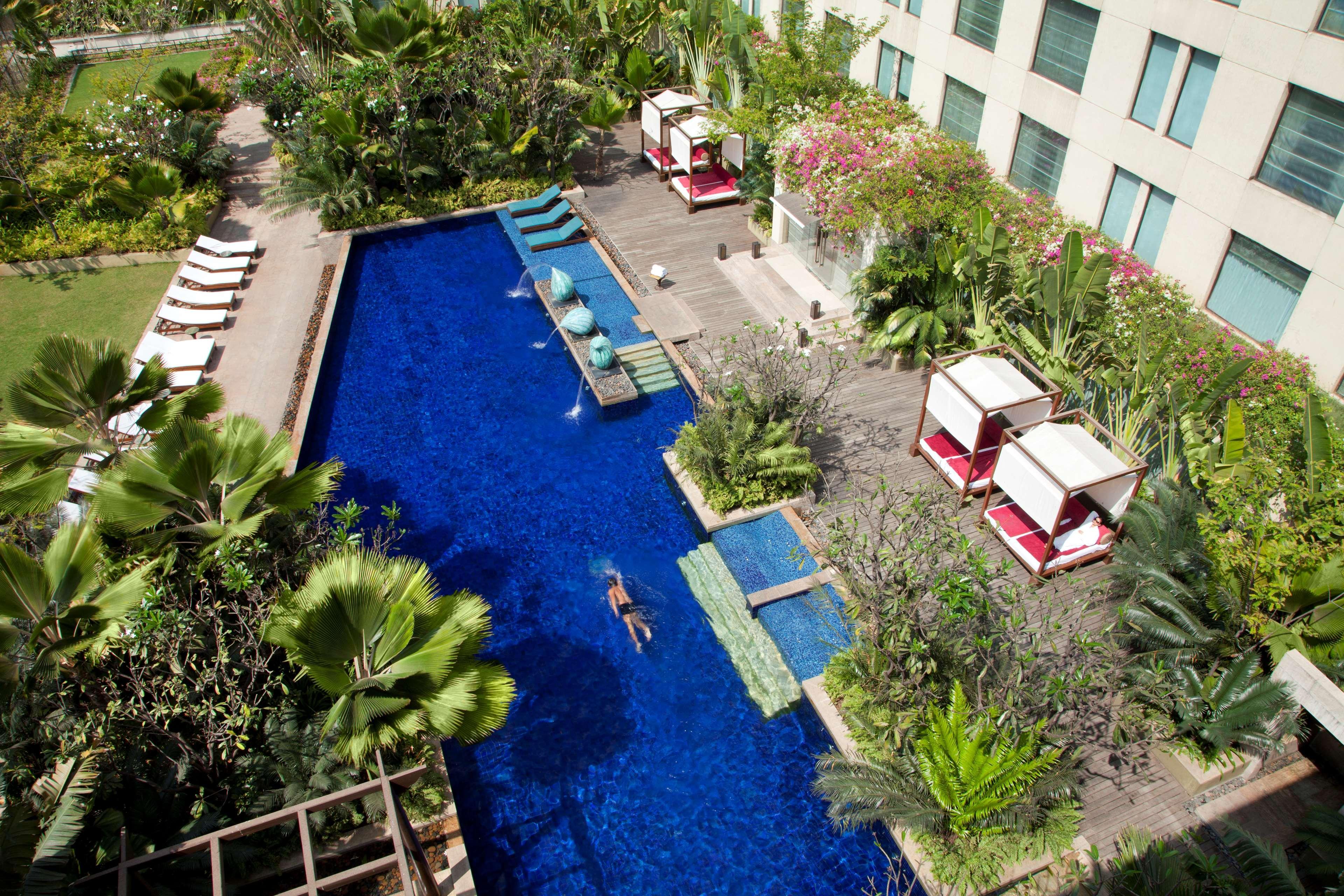 Hyatt Pune Exterior photo The pool at the Park