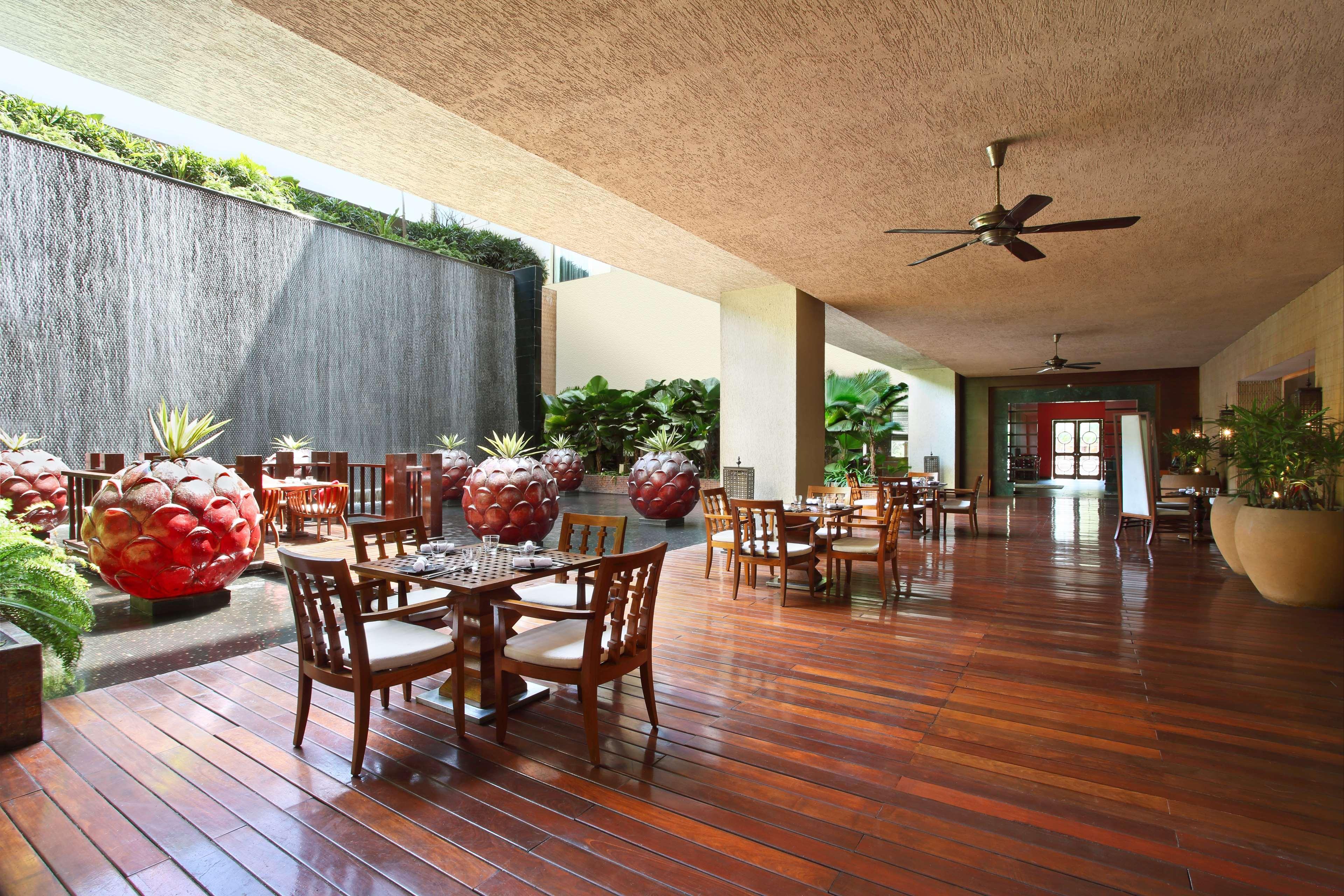 Hyatt Pune Exterior photo Restaurant