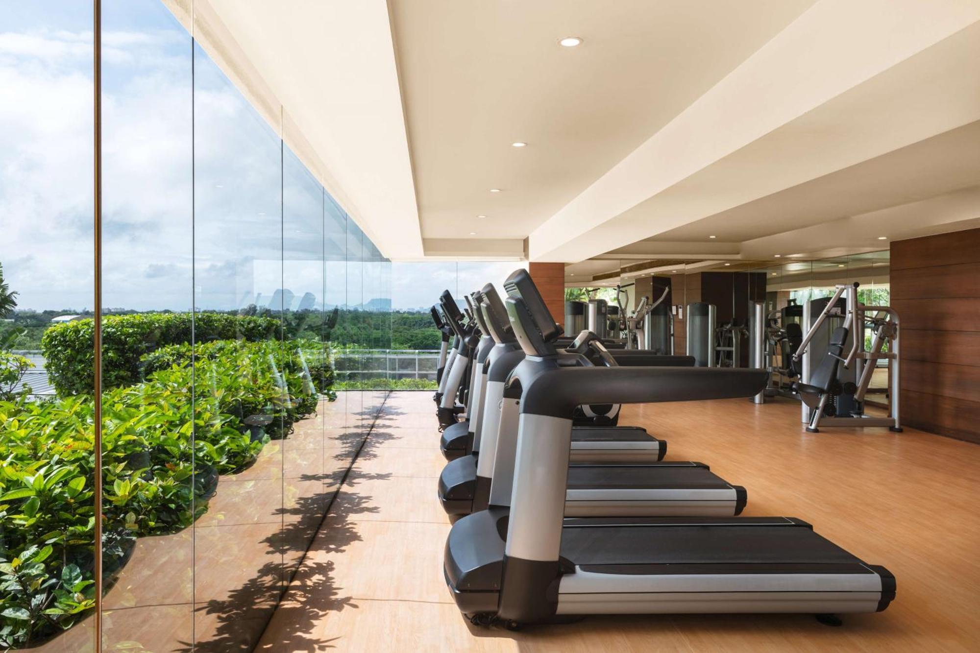 Hyatt Pune Exterior photo The gym at the hotel