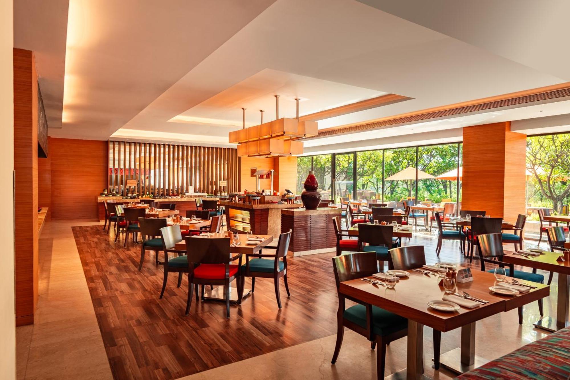 Hyatt Pune Exterior photo The Park, Hyderabad